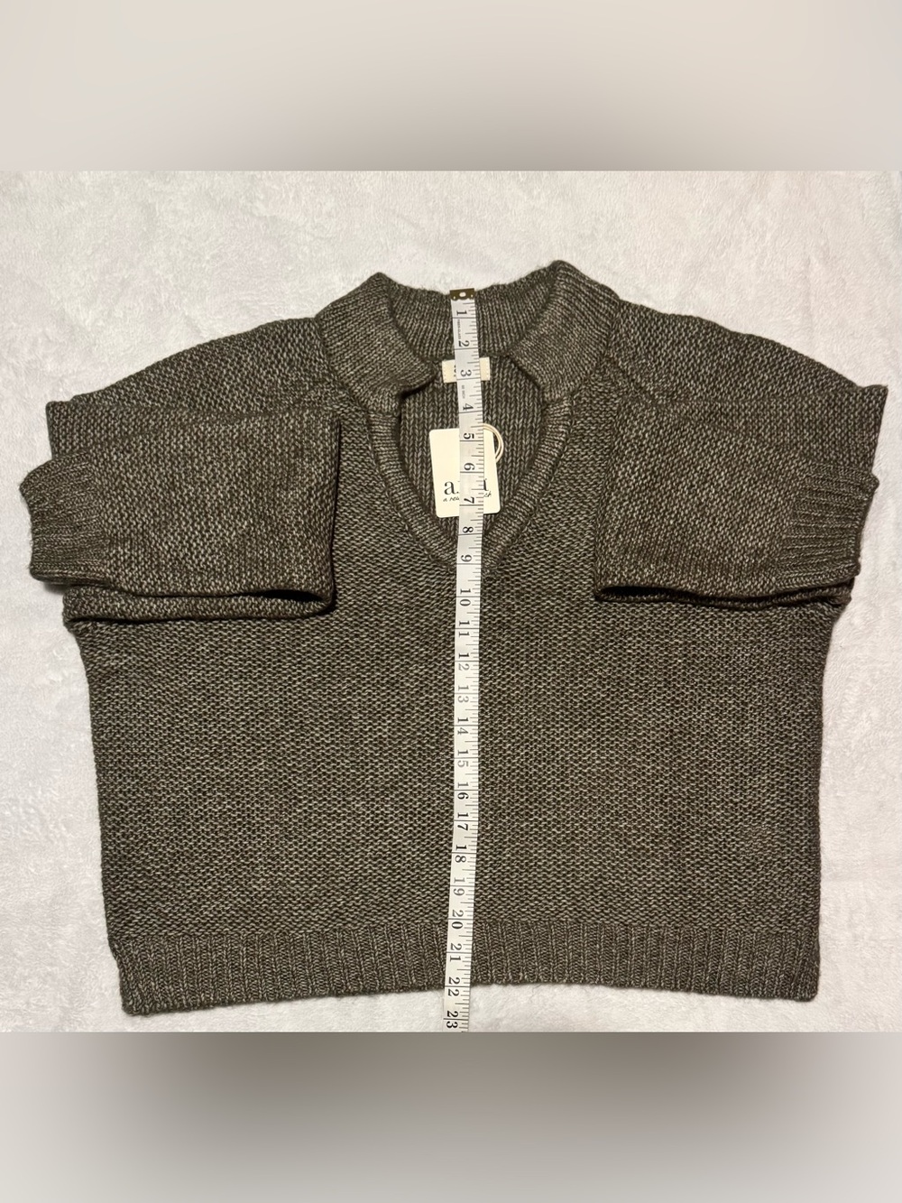 a.n.a A New Approach Olive V-Neck Textured Pullover - Picture 5 of 6